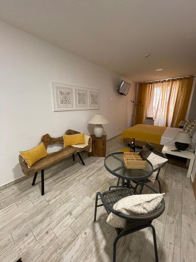 Esmeralda Holidays Apartments Funchal  Exterior photo